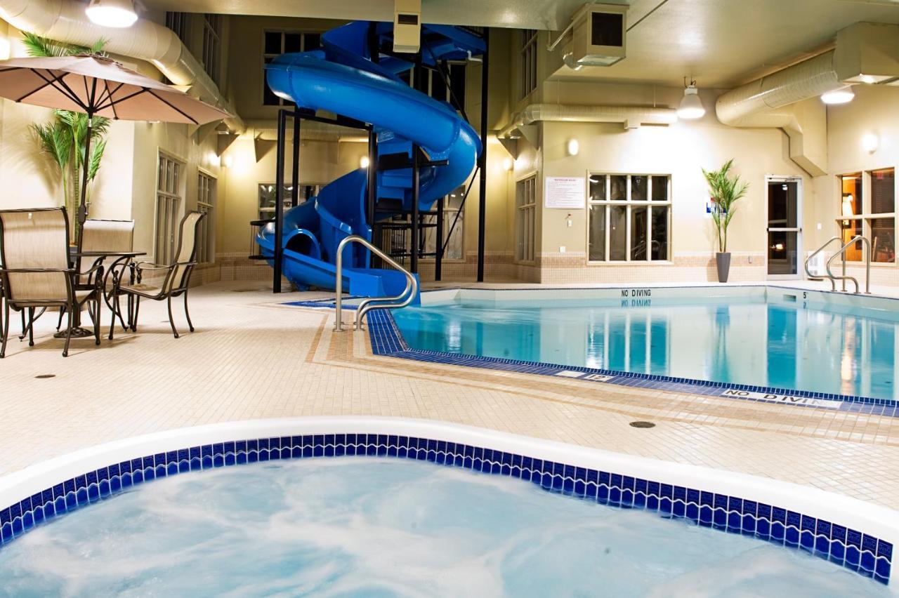 Holiday Inn Express Grande Prairie By Ihg Екстер'єр фото