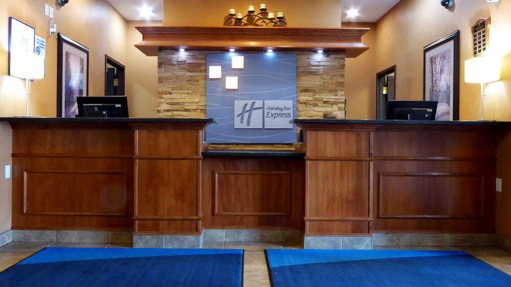 Holiday Inn Express Grande Prairie By Ihg Екстер'єр фото